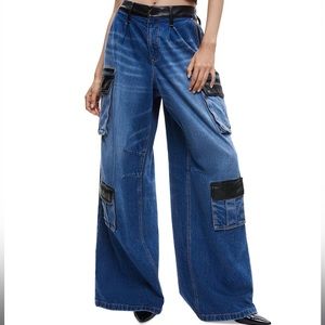 Alice + Olivia Jean Joette Cargo Jean in Brooklyn Blue✨